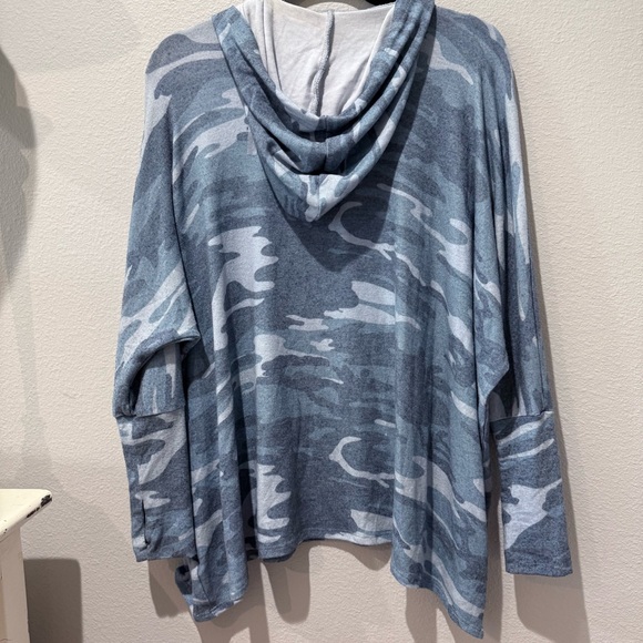 Michael Lauren Blue Camo Hooded Top XS/S – Soft Lightweight Fall Layer - Picture 2 of 5